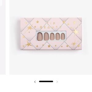 Tip Beauty Nude Press-On Nails